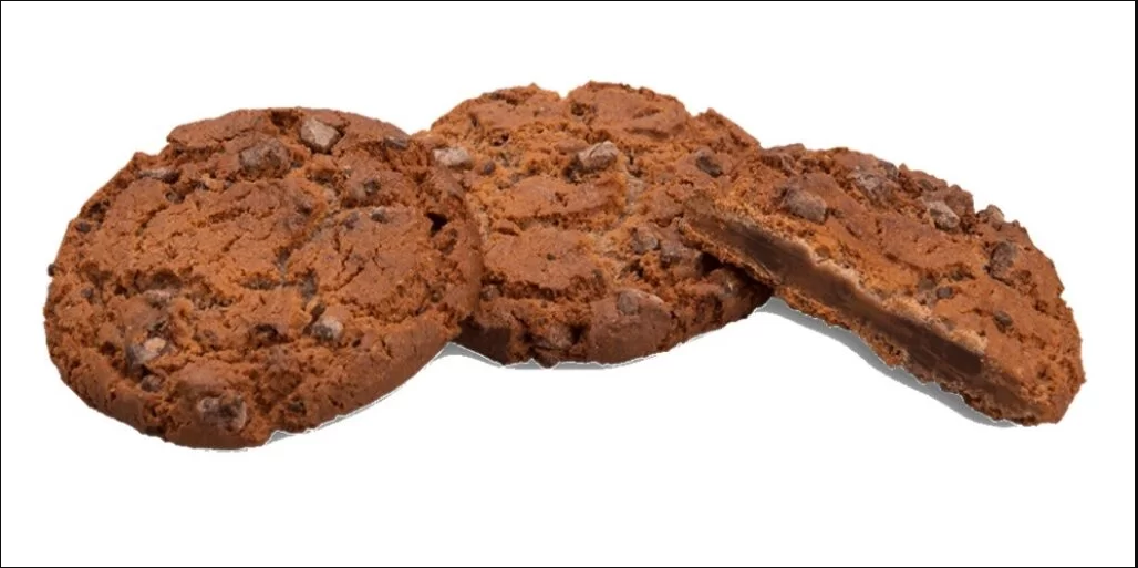 бисквита с парченца шоколад