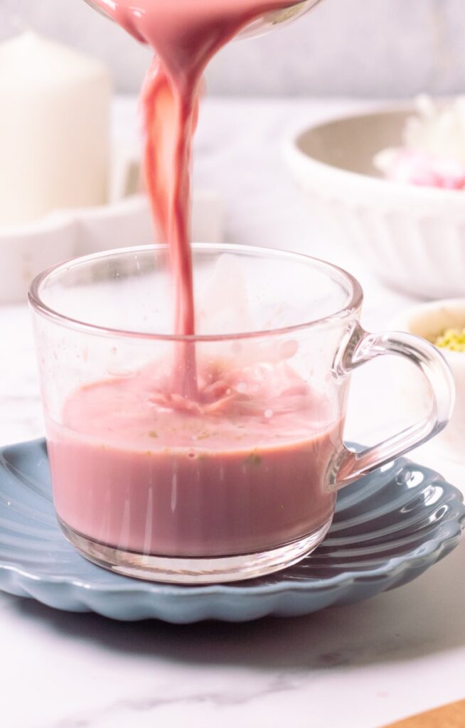 How Kashmiris Drink Tea 6 Different Ways In One Day