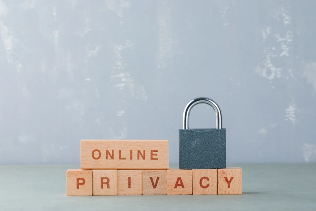Are Privacy Settings an Illiusion?