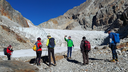 Best Treks in Nepal: Everest View Trek & Manaslu Circuit Trek Guide for Himalayan Adventure Lovers