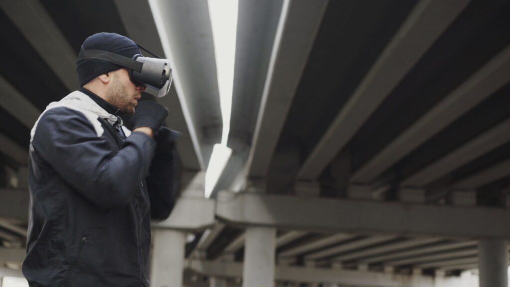 The Future of Industrial Training: Blending Virtual Learning with Real-World Practice